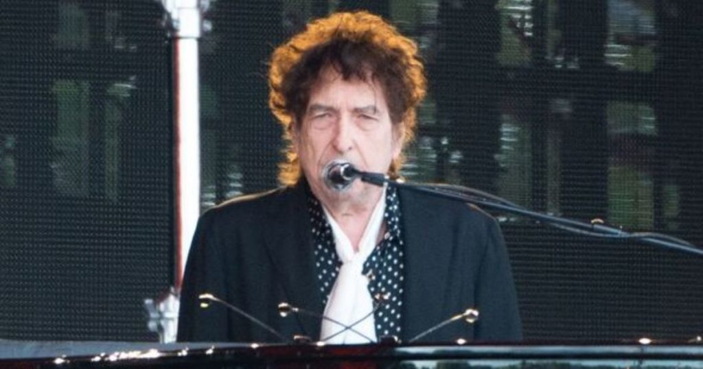 Bob Dylan's Heart Disease and Respiratory Issues
