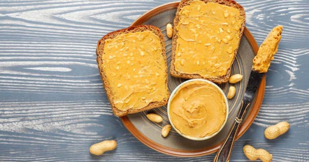 Nutritional Benefits of Peanut Butter Crackers 