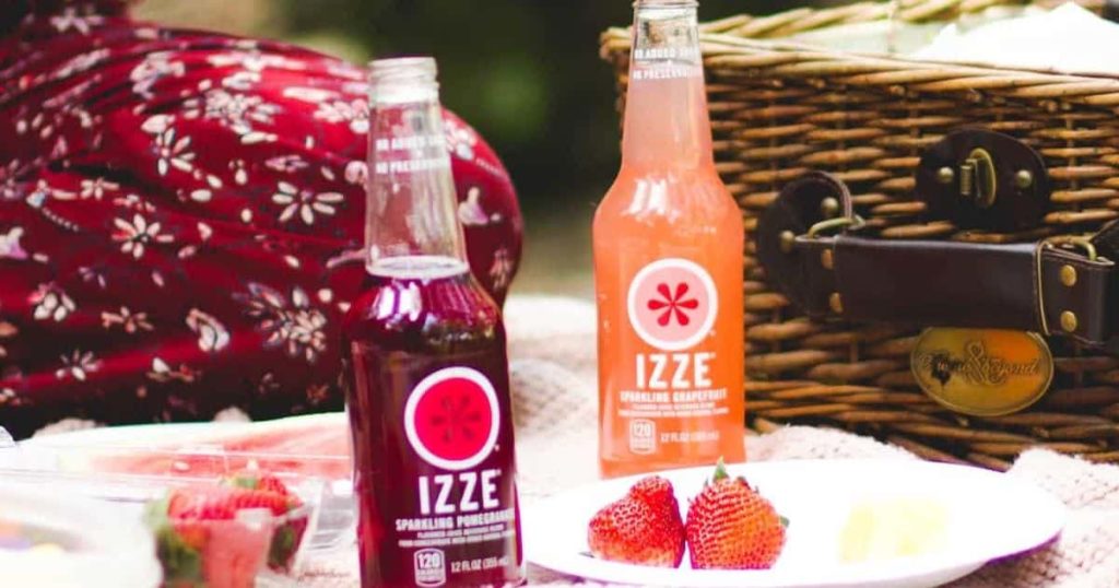 The ingredients used in Izze drinks