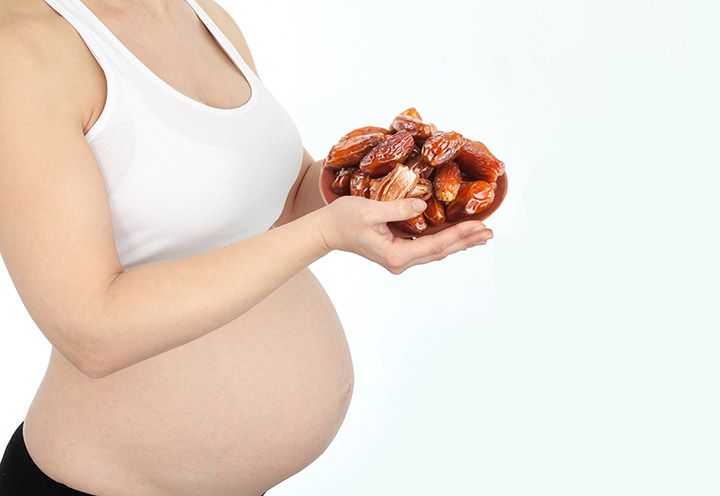 Eating Dates During Pregnancy: Benefits and Tips